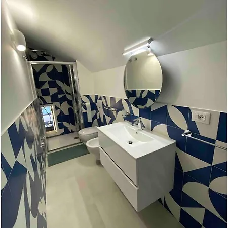 Zaras 11 Apartment *